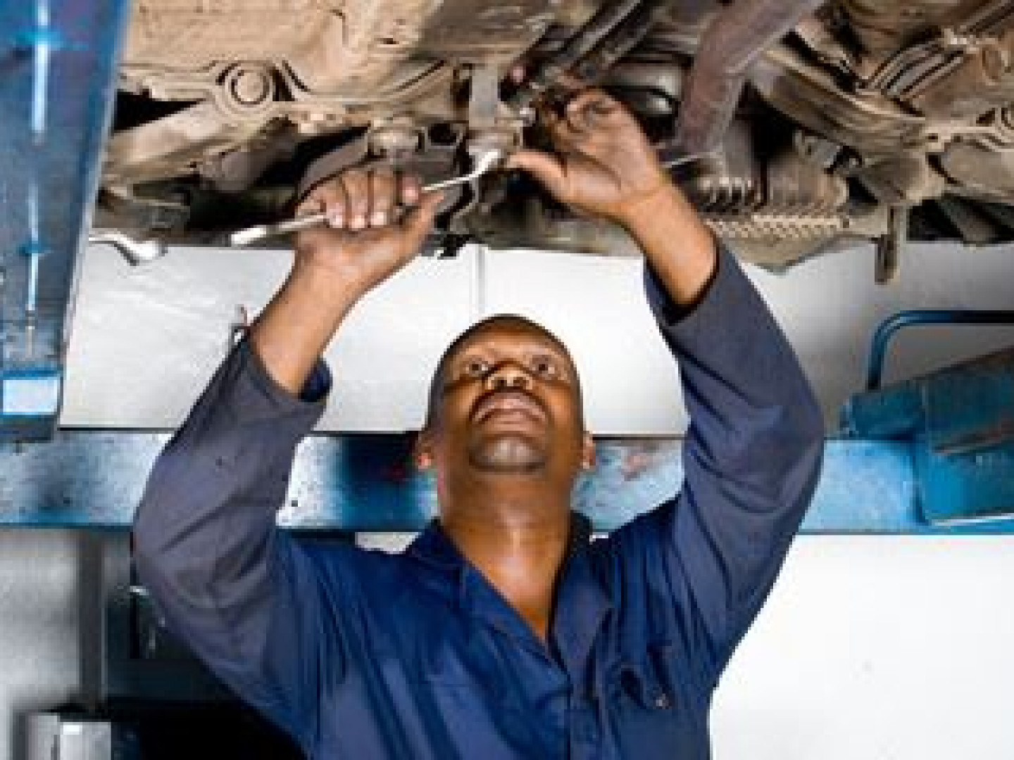 Front End Repair Robinson's Automotive